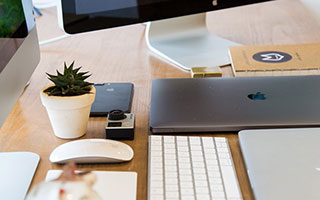 委员提议，每周休2.5天，周五下午提前放假—工作生活新模式的探索